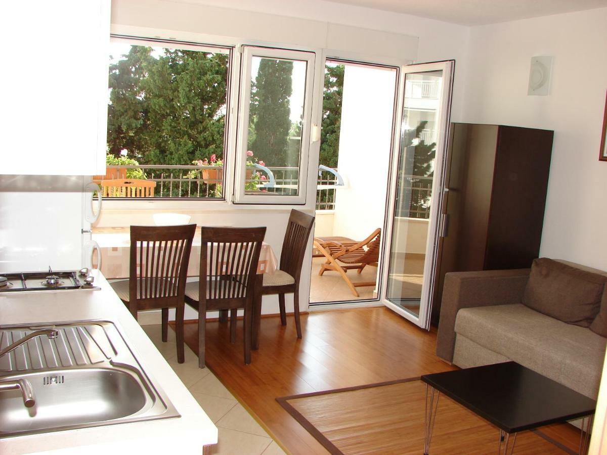 App 2+2 Nizic Apartment Makarska Exterior photo